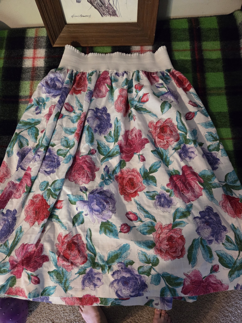 Skirt cute floral and bright colors with elastic band possibly handmade no tag